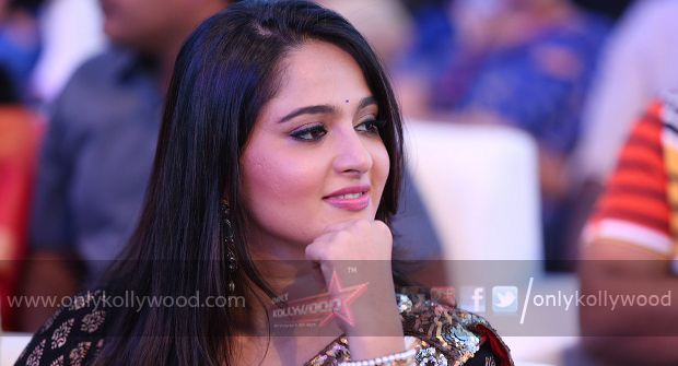 Anushka lady super star