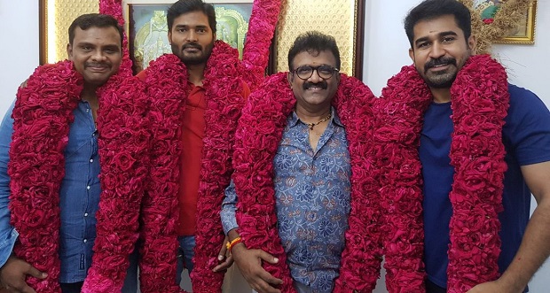 Vijay Antony's next film to be directed by 'Moodar Koodam' fame Naveen (web)